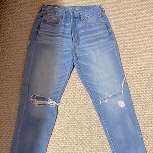 American Eagle Size 8 Boyfriend Jeans